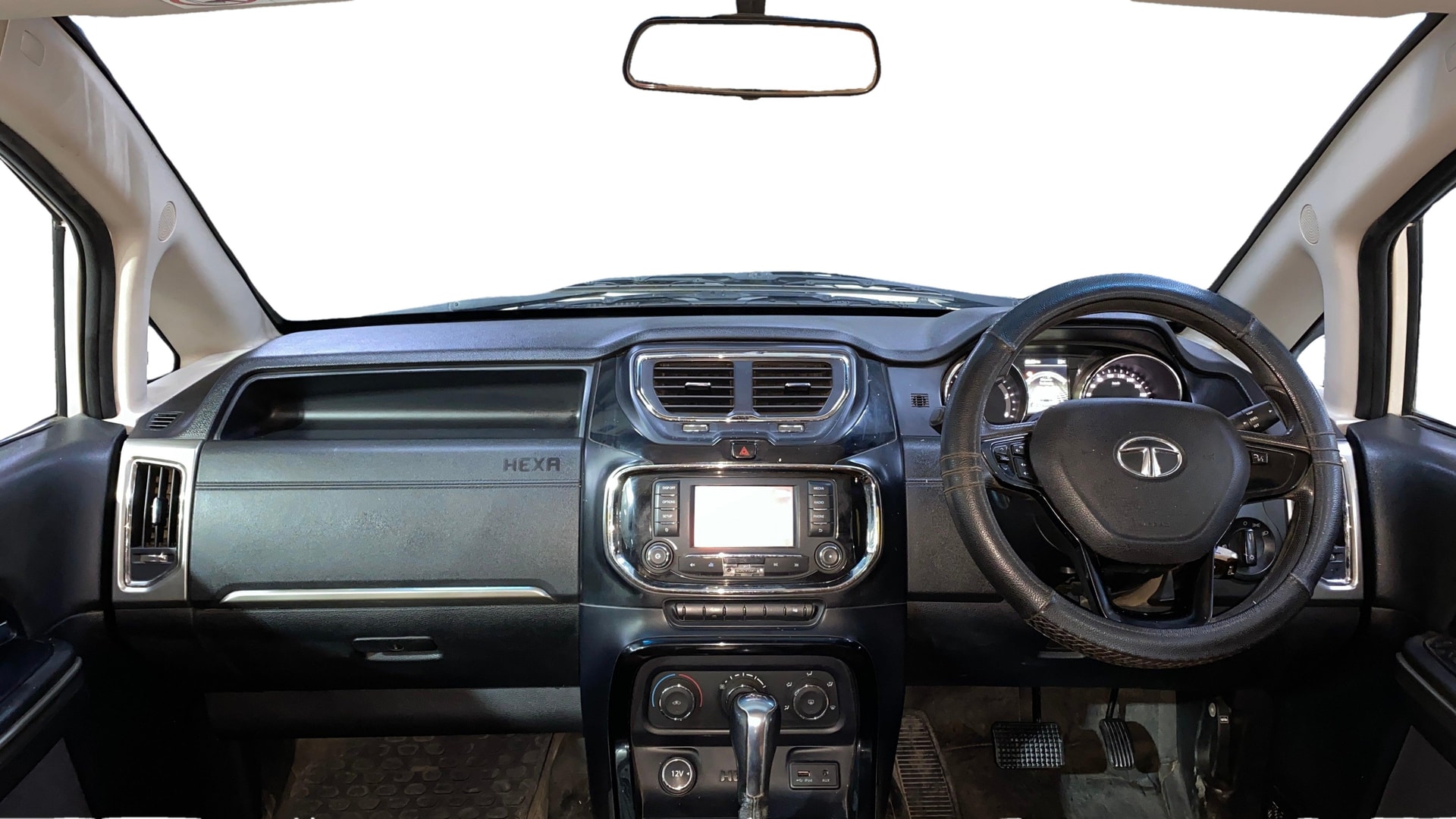 View 2017 Tata Hexa XMA 4X2 Image 31 Used 2017 Tata Hexa XMA 4X2 Image 31