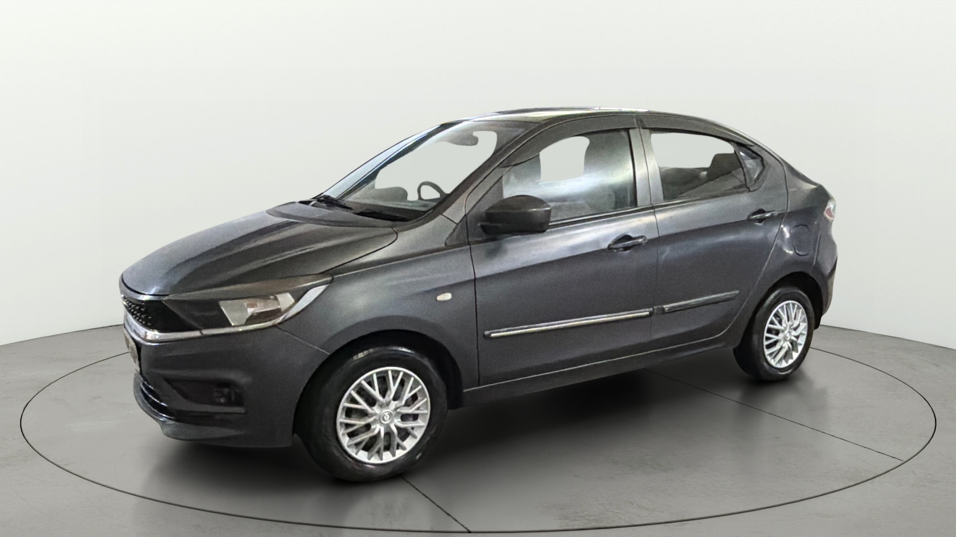 View 2020 Tata Tigor XE Diesel Image 34 Used 2020 Tata Tigor XE Diesel Image 34