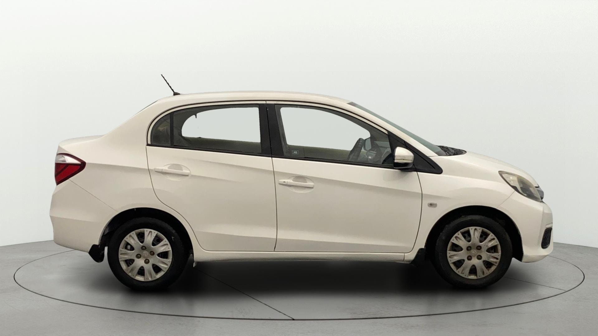 View 2016 Honda Amaze E MT Petrol BS IV Image 8 Used 2016 Honda Amaze E MT Petrol BS IV Image 8