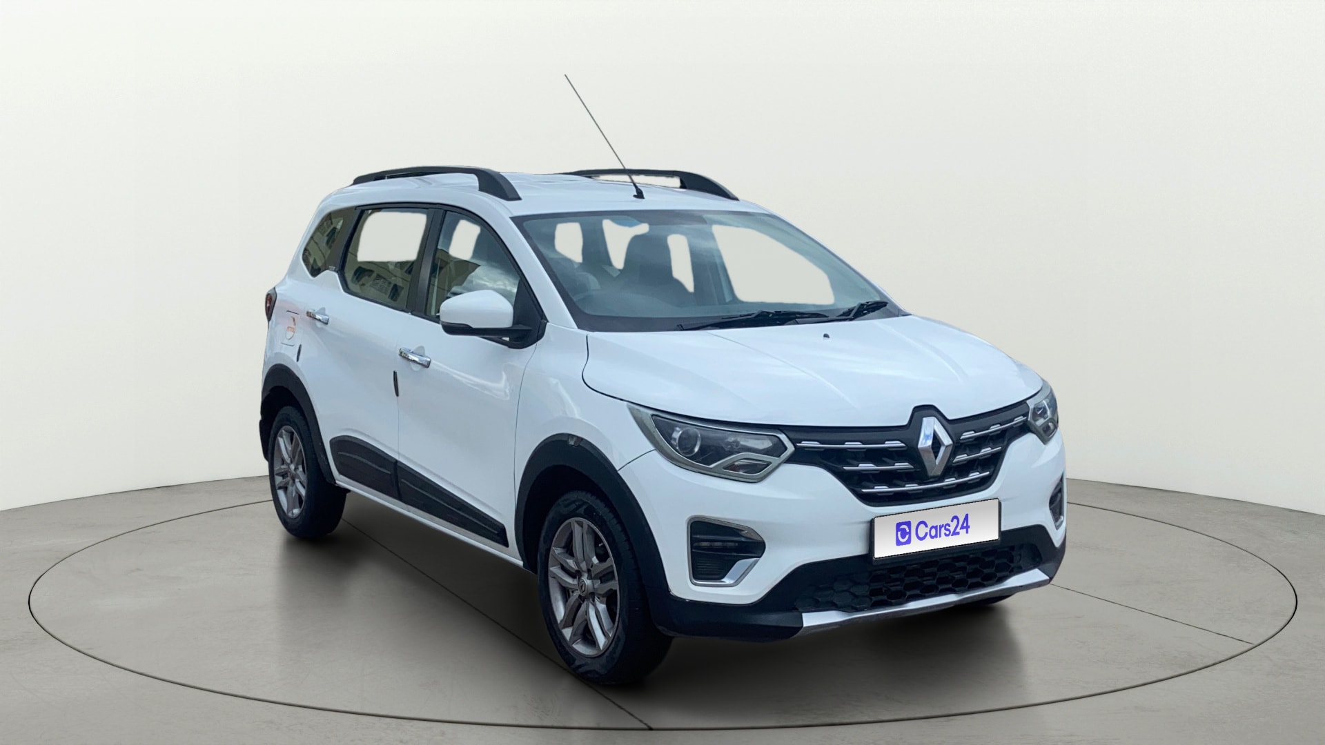 View 2021 Renault Triber RXZ AMT Image 38 Used 2021 Renault Triber RXZ AMT Image 38
