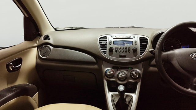 View Hyundai i10 Image 17 Used Hyundai i10 Image 17