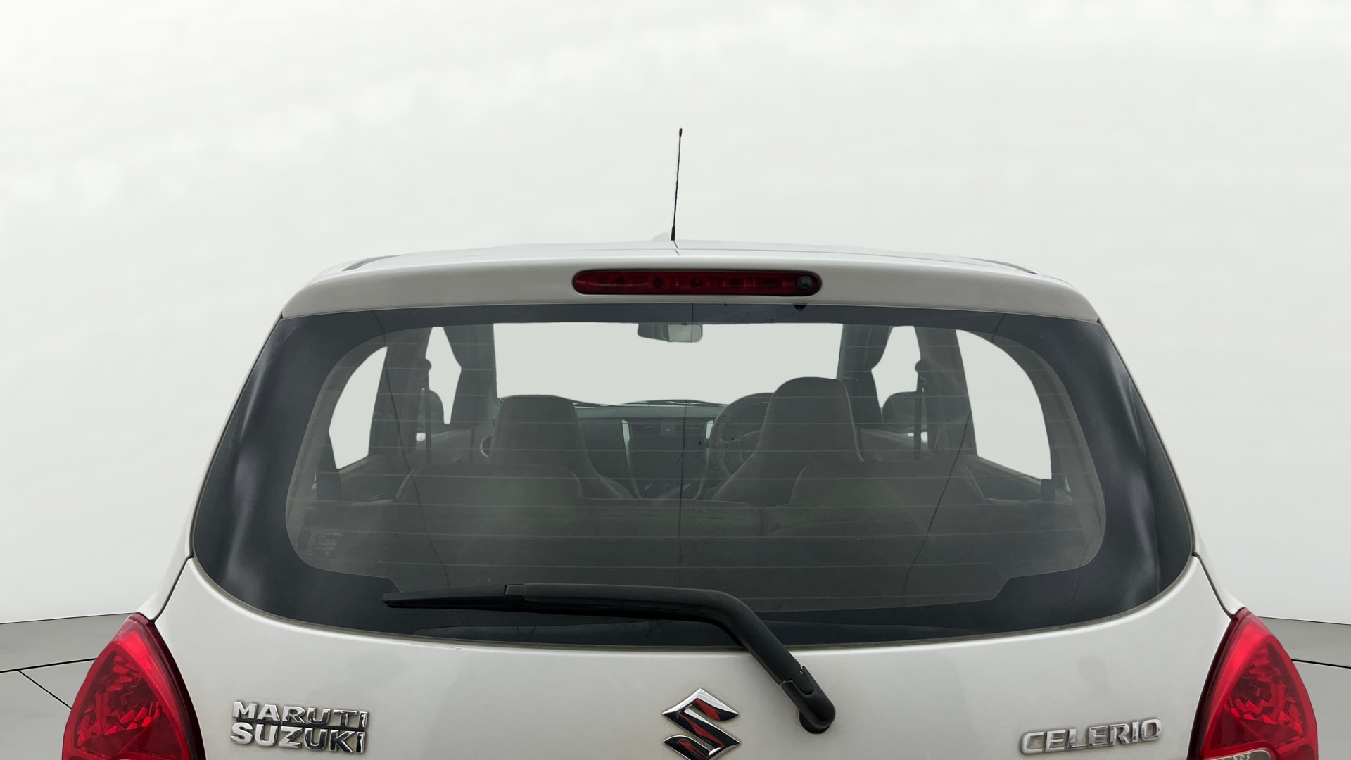 View 2017 Maruti Suzuki 1000 Base Variant Image 3 Used 2017 Maruti Suzuki 1000 Base Variant Image 3