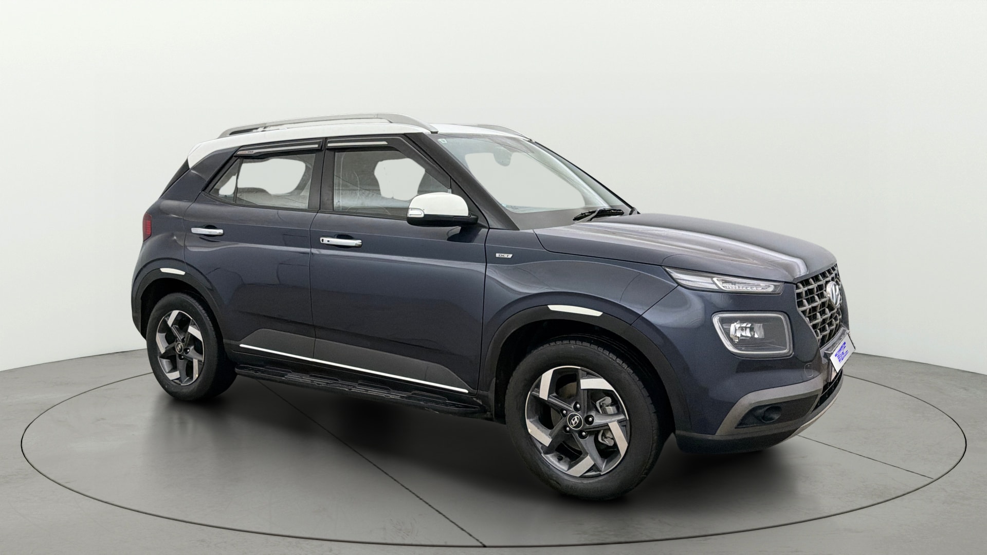View 2019 Hyundai Venue SX Plus 1.0 Petrol AT Dual Tone Image 22 Used 2019 Hyundai Venue SX Plus 1.0 Petrol AT Dual Tone Image 22