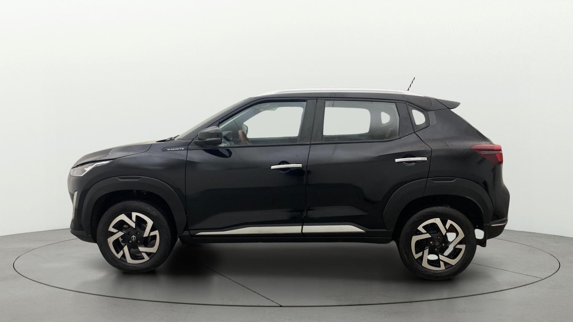 View 2022 Nissan Magnite XV Image 5 Used 2022 Nissan Magnite XV Image 5