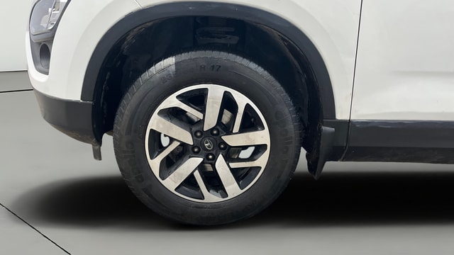 View Tata Harrier Image 30 Used Tata Harrier Image 30