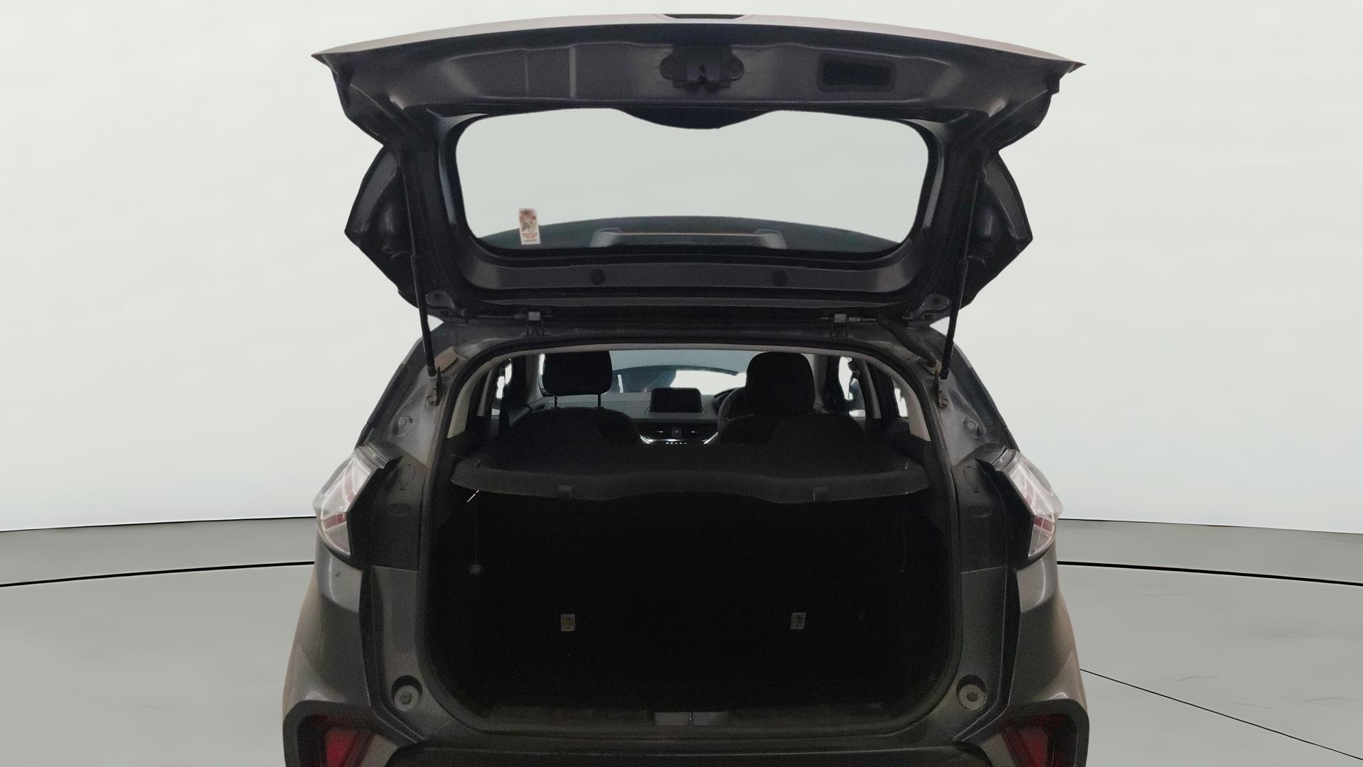 View 2023 Tata Nexon Revotron XE Image 16 Used 2023 Tata Nexon Revotron XE Image 16