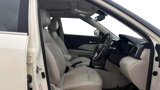 View Mahindra XUV300 Image 18 Used Mahindra XUV300 Image 18
