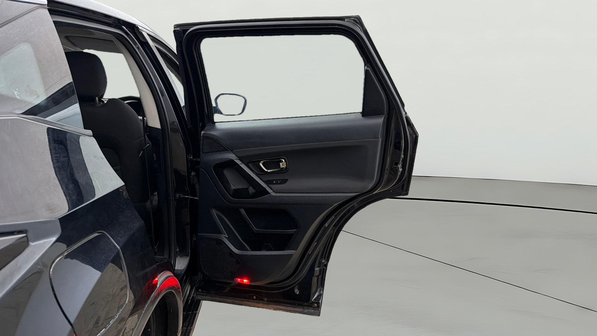 View 2022 Tata Harrier XE Image 8 Used 2022 Tata Harrier XE Image 8