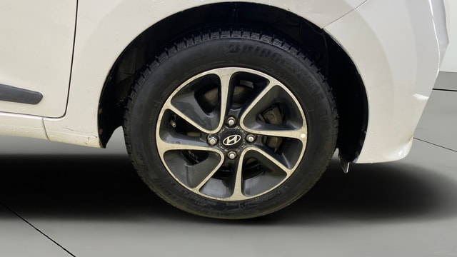 View Hyundai Grand i10 Image 40 Used Hyundai Grand i10 Image 40
