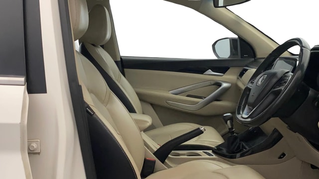 View MG Hector Image 18 Used MG Hector Image 18