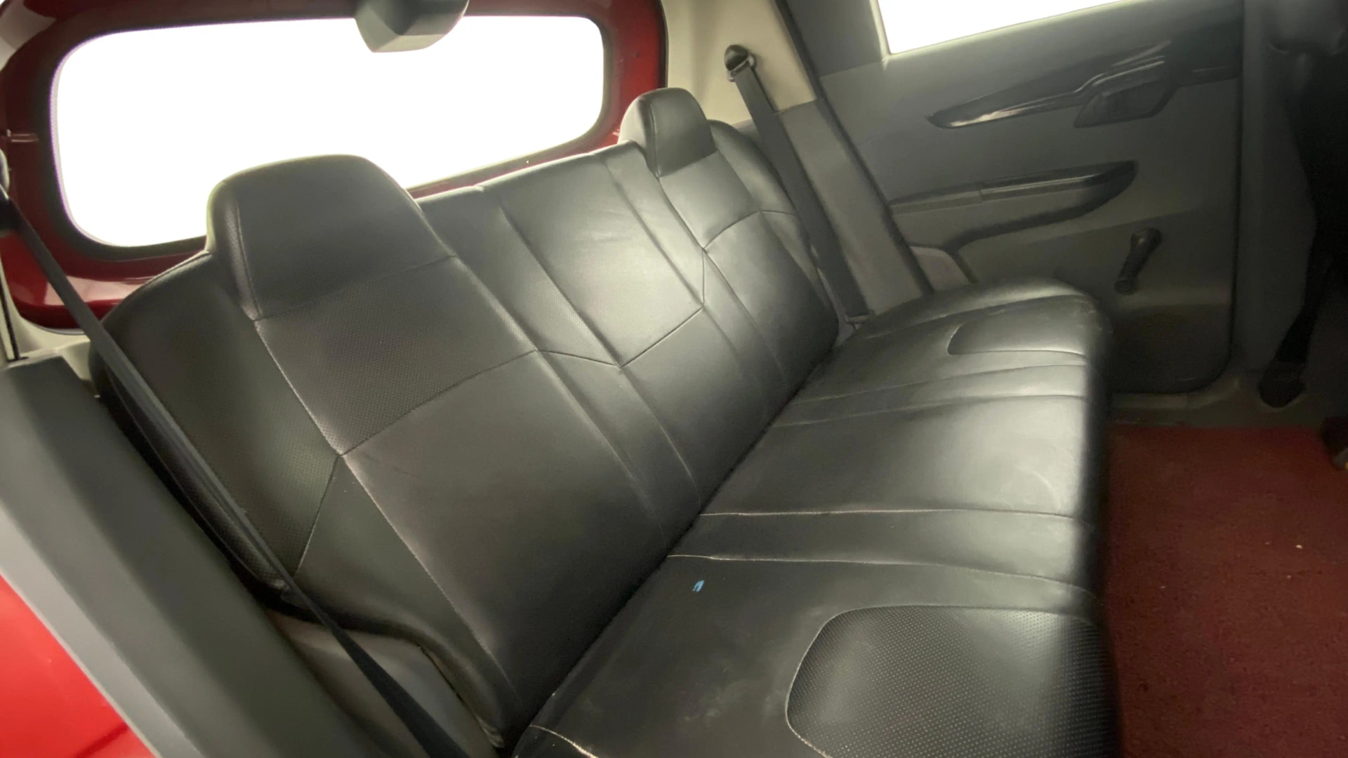 View 2018 Mahindra KUV100 K2 Petrol BS IV Image 29 Used 2018 Mahindra KUV100 K2 Petrol BS IV Image 29