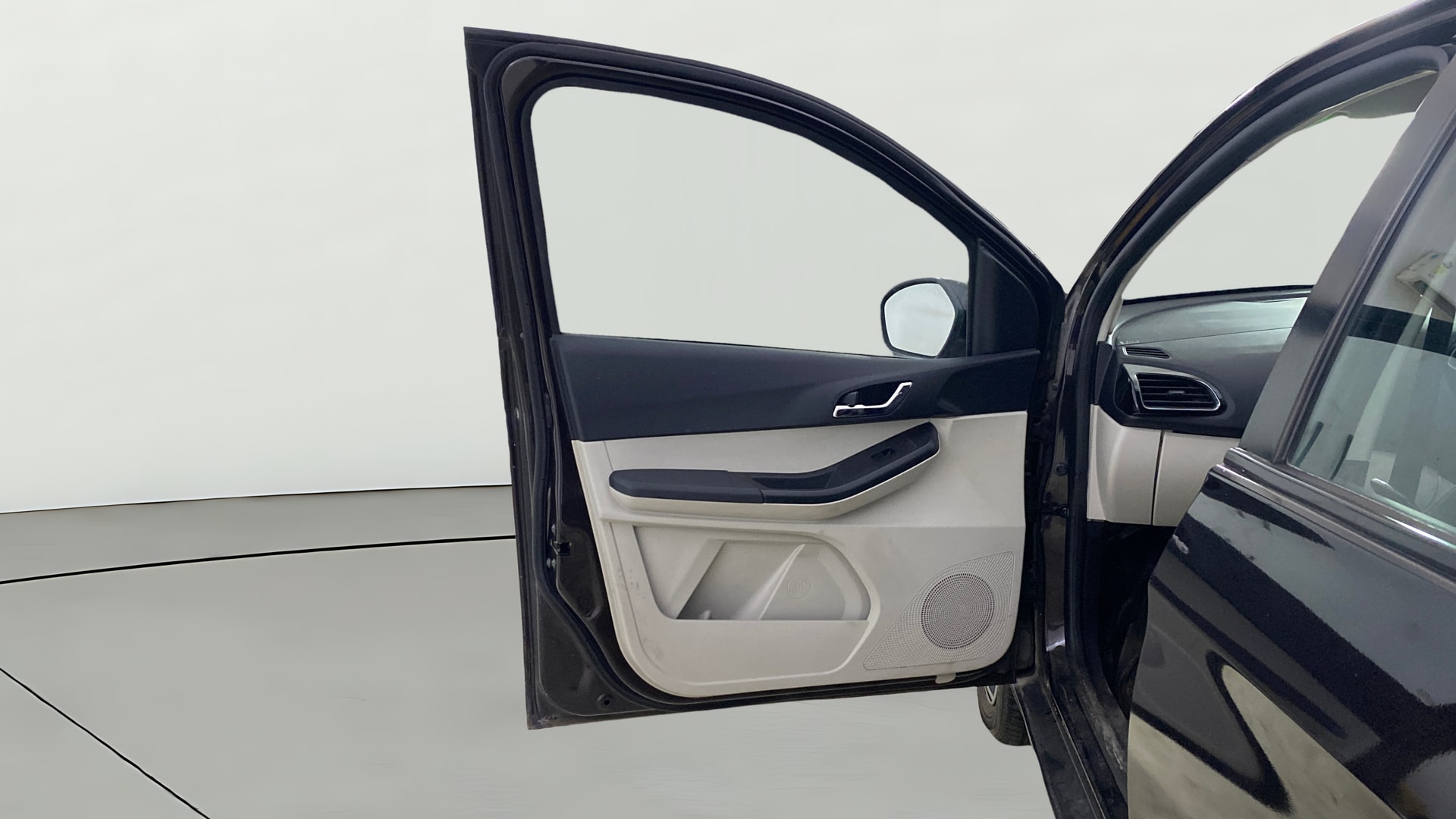 Used 2022 Tata Tiago Used 2022 Tata Tiago