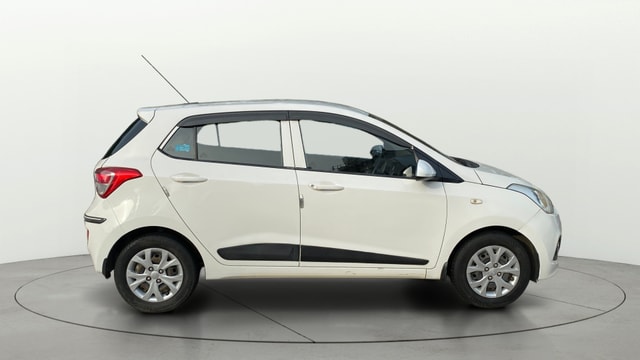 View Hyundai Grand i10 Image 29 Used Hyundai Grand i10 Image 29
