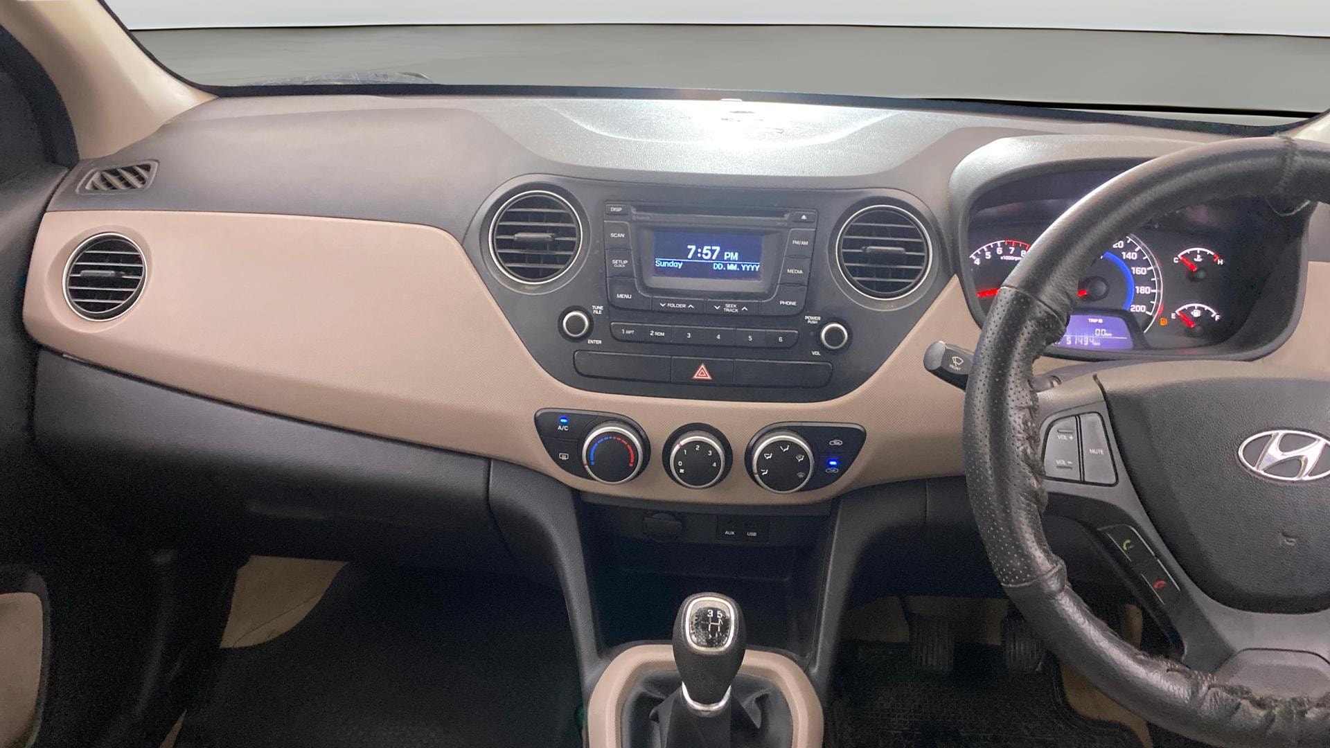 Used 2015 Hyundai Grand i10 Used 2015 Hyundai Grand i10