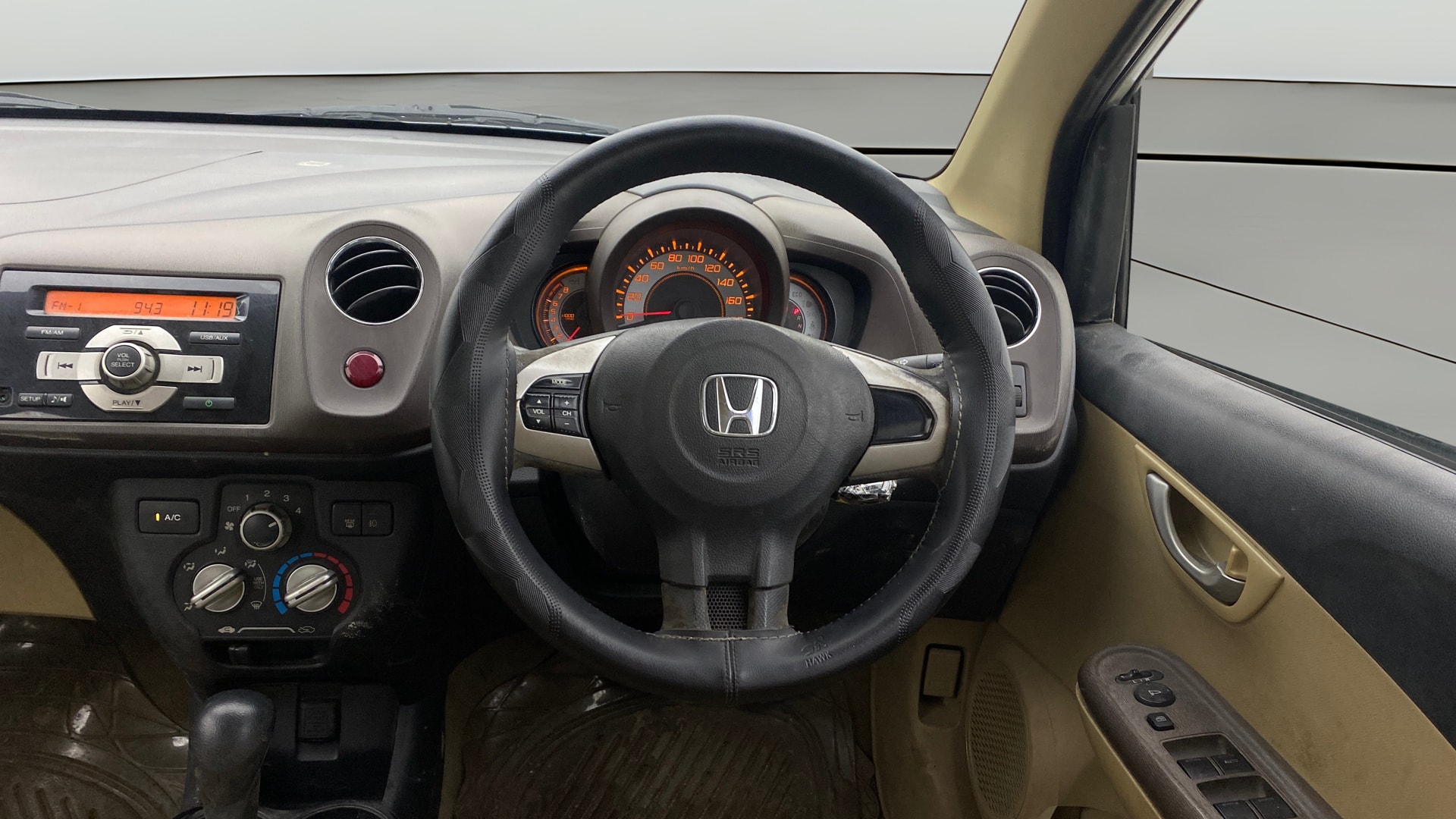 View 2013 Honda Brio VX AT Petrol Image 20 Used 2013 Honda Brio VX AT Petrol Image 20
