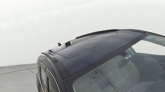 View Mahindra XUV700 Image 4 Used Mahindra XUV700 Image 4