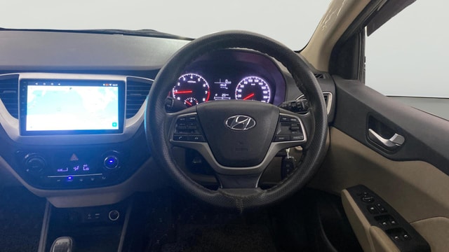 View Hyundai Verna Image 21 Used Hyundai Verna Image 21