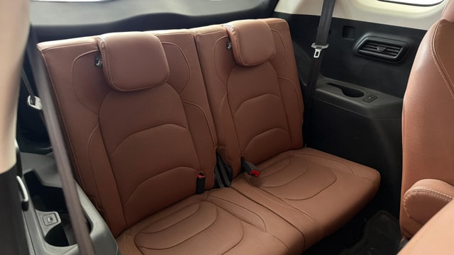 View MG Hector Plus Image 10 Used MG Hector Plus Image 10