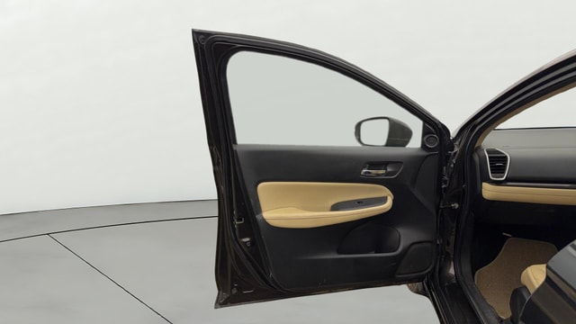 View Honda City ZX Image 33 Used Honda City ZX Image 33