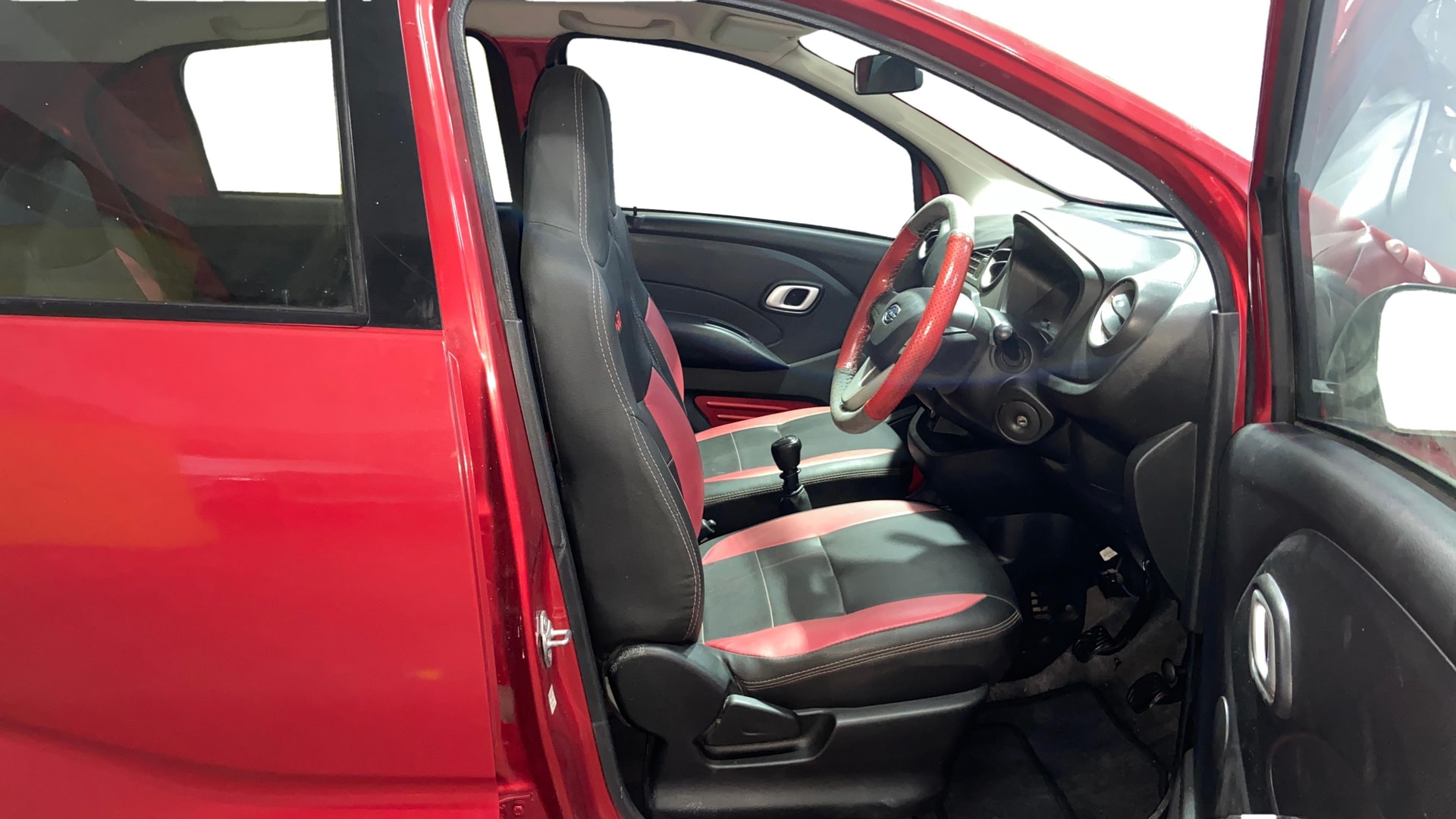 View 2018 Datsun Redi GO T(O)-1.0L Image 25 Used 2018 Datsun Redi GO T(O)-1.0L Image 25