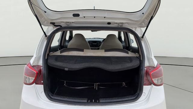 View Hyundai Grand i10 Image 38 Used Hyundai Grand i10 Image 38