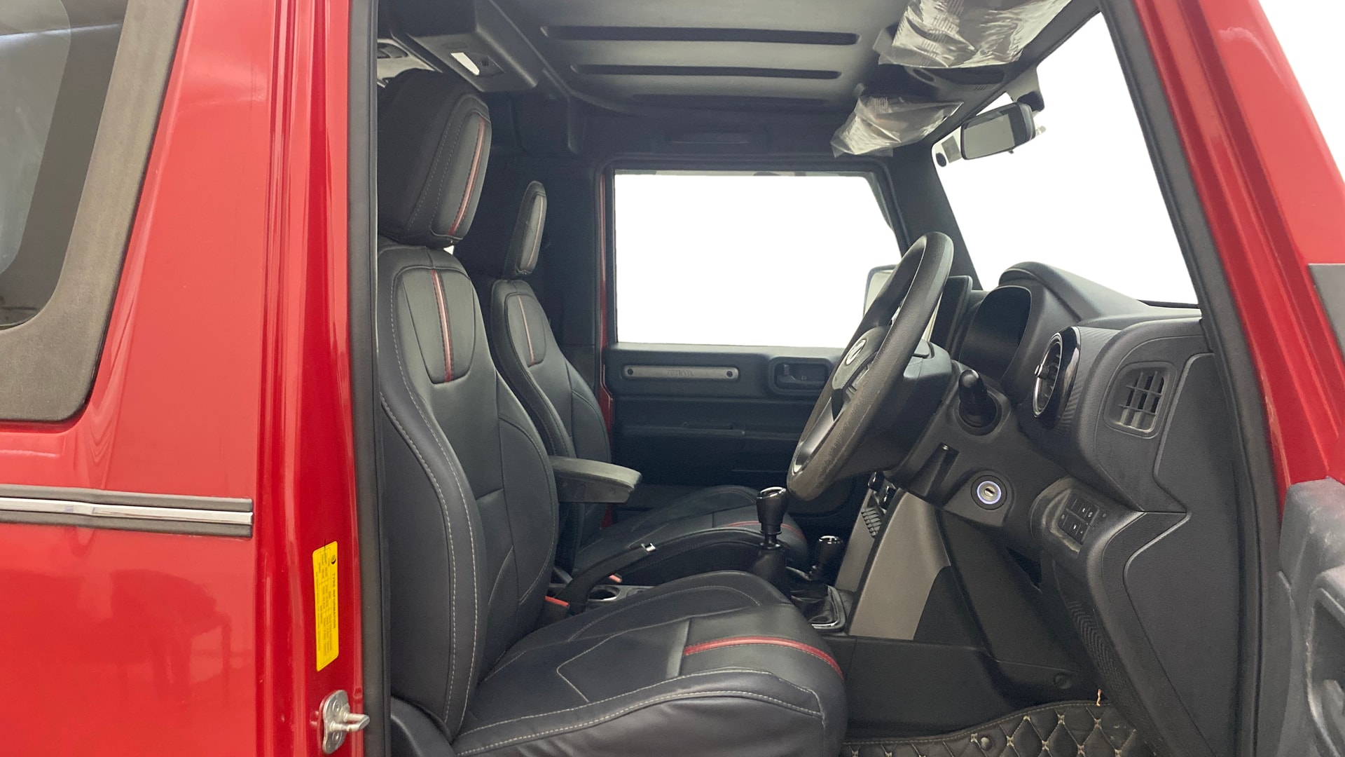 View 2022 Mahindra Thar AX Standard Manual Soft Top 6 Seater Image 26 Used 2022 Mahindra Thar AX Standard Manual Soft Top 6 Seater Image 26