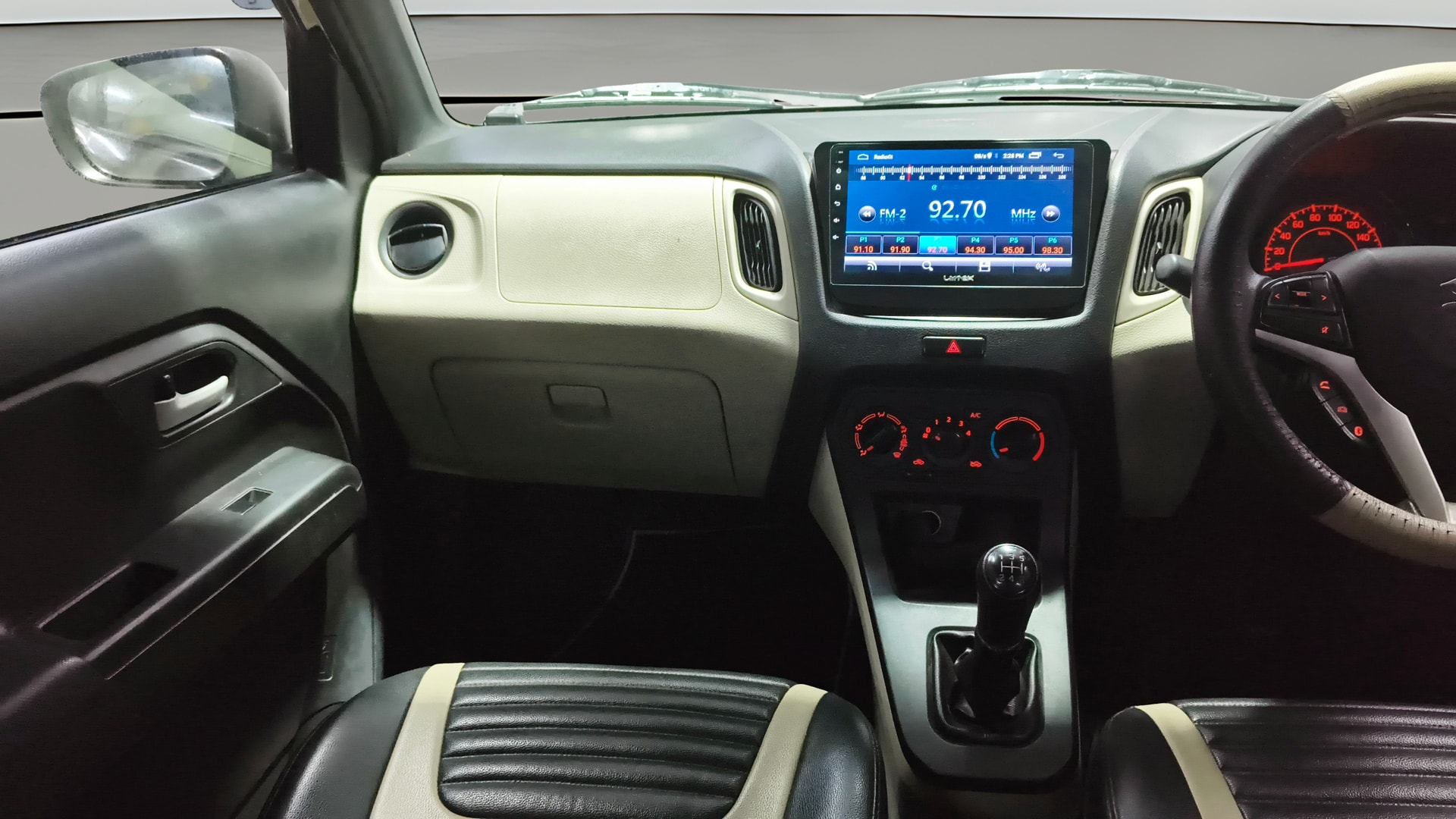 View 2021 Maruti Suzuki 1000 Base Variant Image 17 Used 2021 Maruti Suzuki 1000 Base Variant Image 17