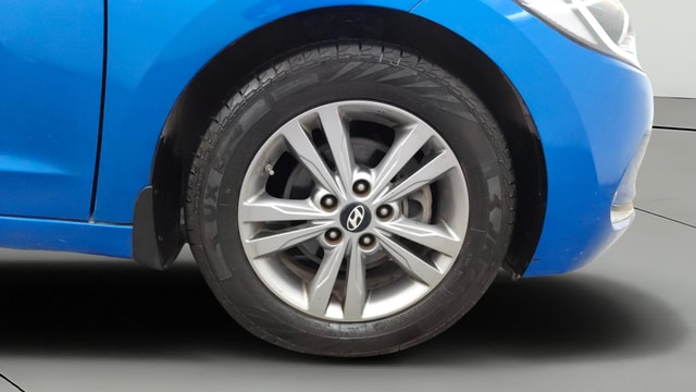 View Hyundai Elantra Image 43 Used Hyundai Elantra Image 43