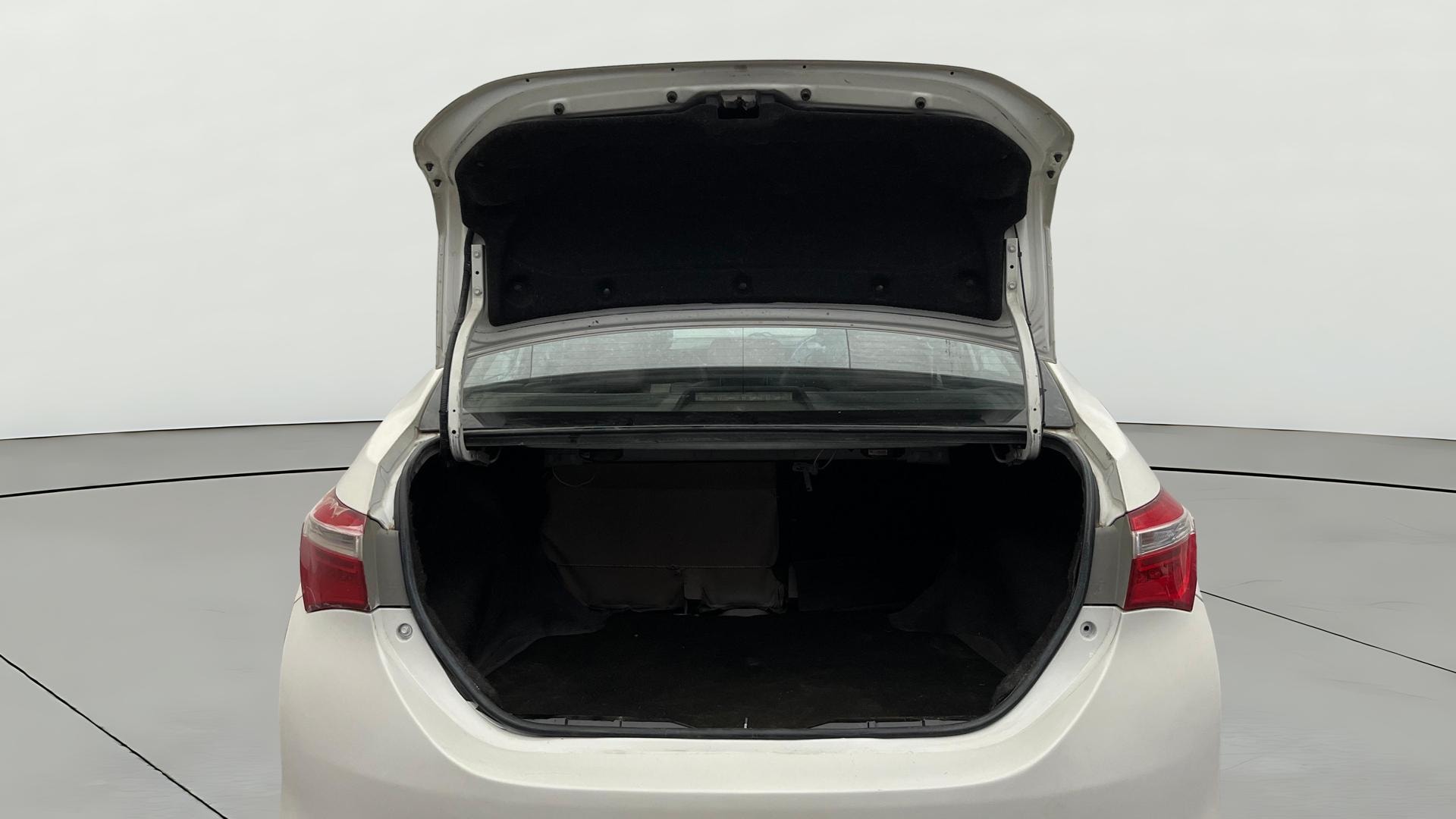 View 2014 Toyota Corolla Altis 1.8 G CVT Image 16 Used 2014 Toyota Corolla Altis 1.8 G CVT Image 16