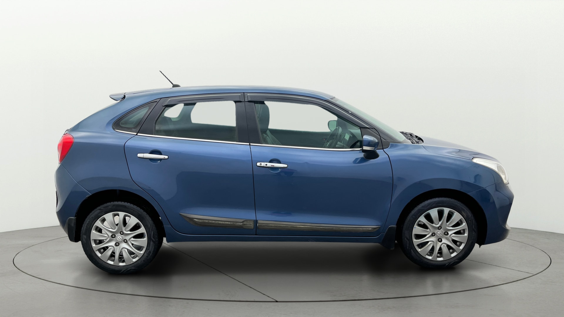 View 2018 Maruti Suzuki 1000 Base Variant Image 27 Used 2018 Maruti Suzuki 1000 Base Variant Image 27
