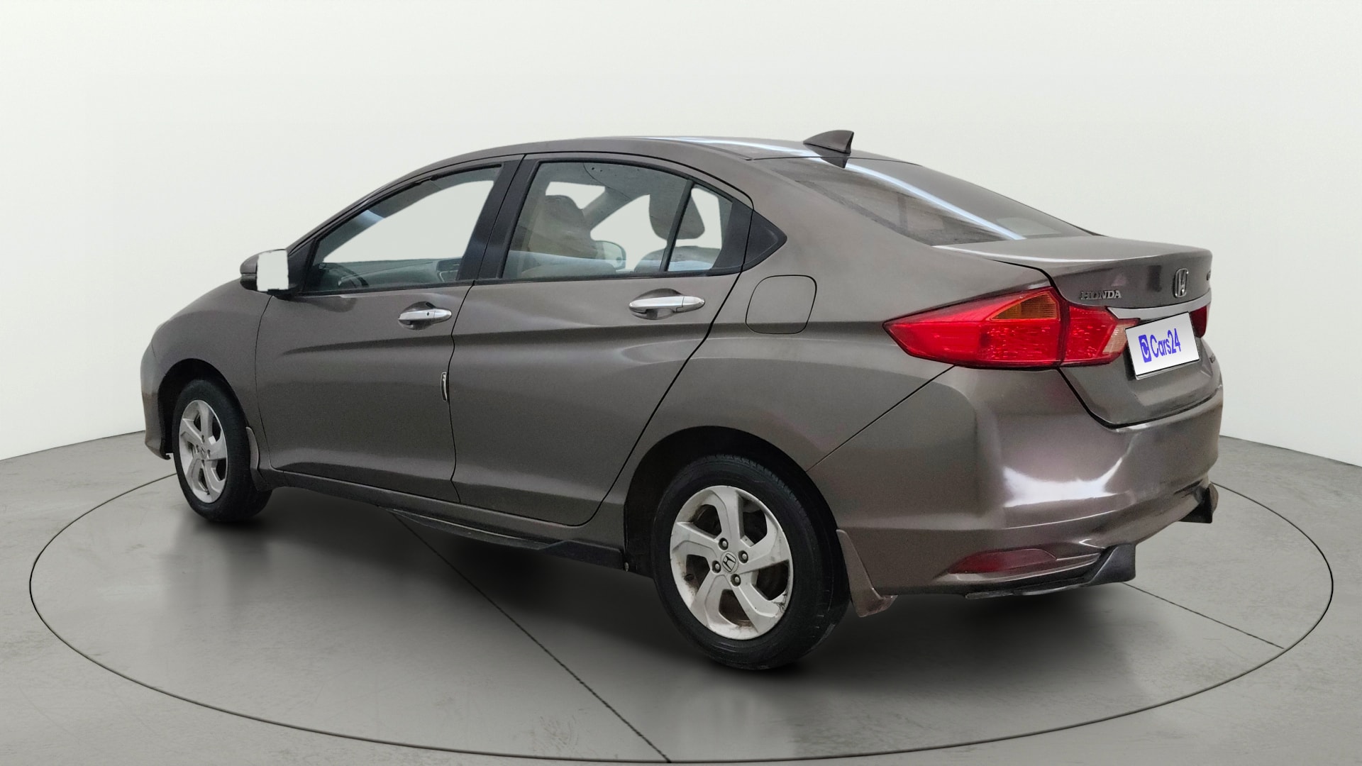 View 2014 Honda City ZX MT Diesel Anniversary Edition Image 2 Used 2014 Honda City ZX MT Diesel Anniversary Edition Image 2