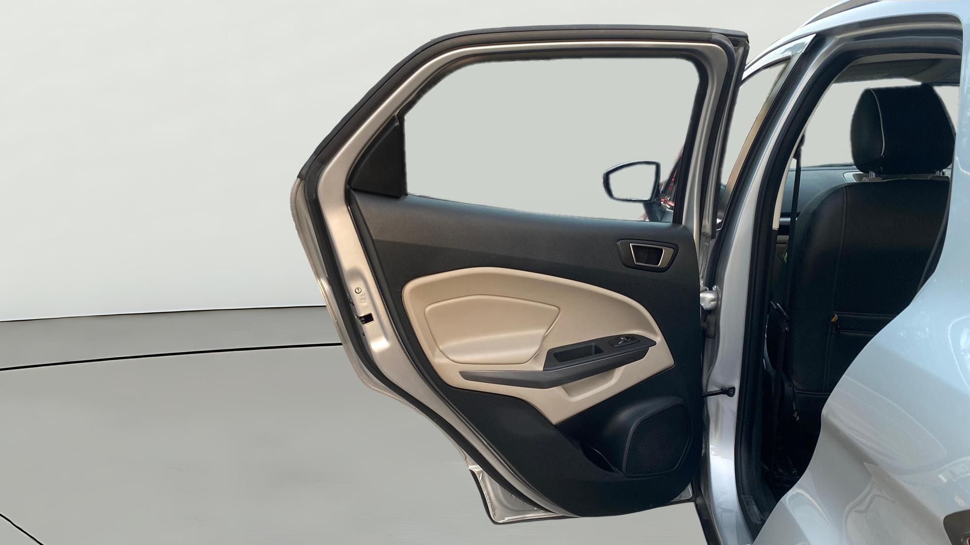 View 2021 Ford EcoSport 1.5 TDCi Diesel Ambiente BS IV Image 22 Used 2021 Ford EcoSport 1.5 TDCi Diesel Ambiente BS IV Image 22