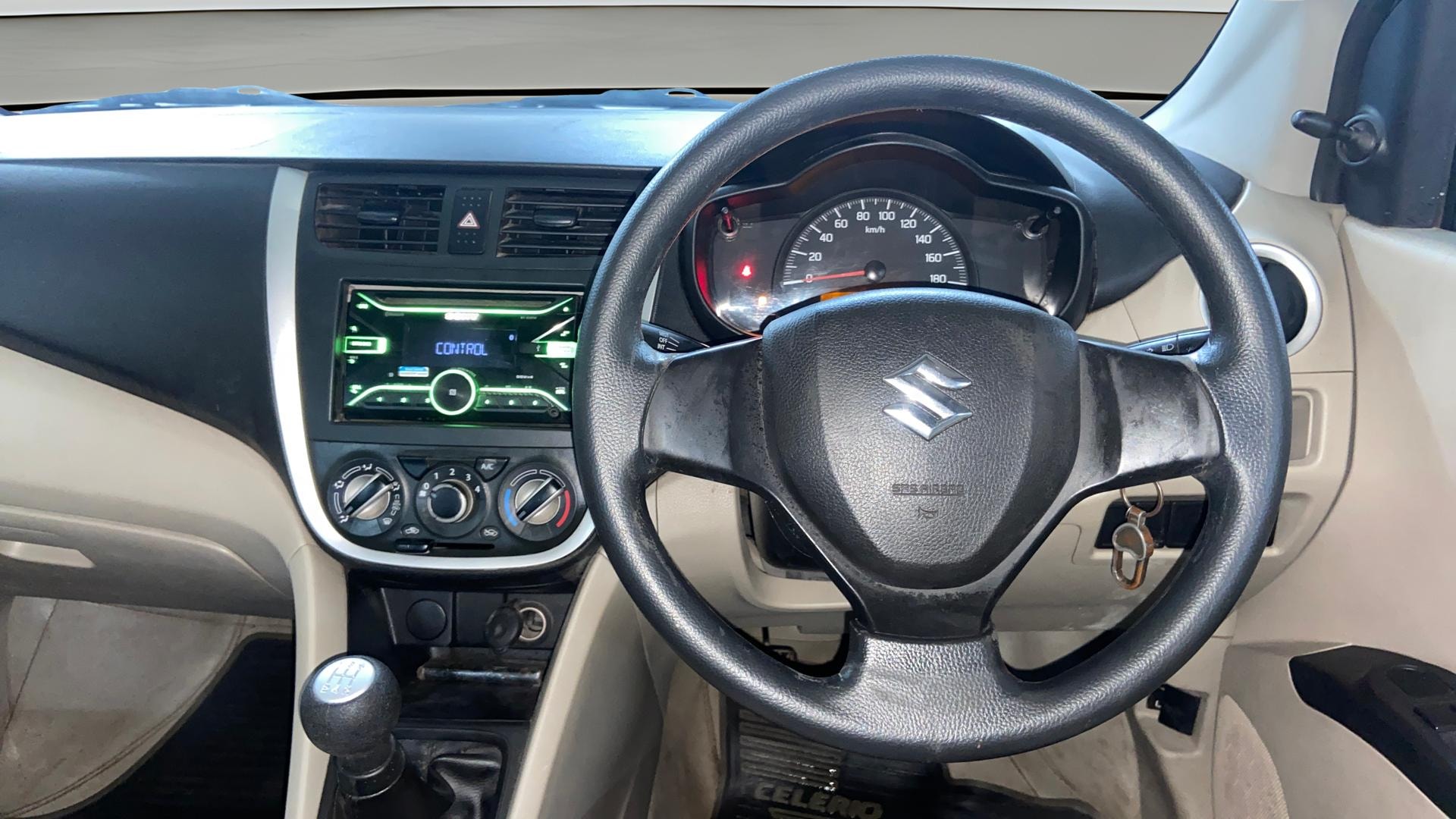 View 2019 Maruti Suzuki 1000 Base Variant Image 12 Used 2019 Maruti Suzuki 1000 Base Variant Image 12