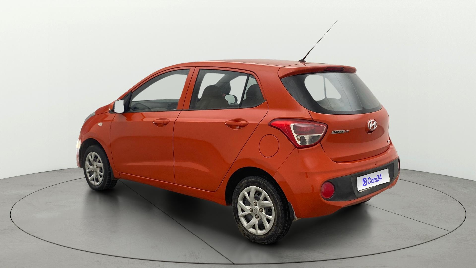 View 2017 Hyundai Grand i10 Magna 1.2 Kappa VTVT Image 2 Used 2017 Hyundai Grand i10 Magna 1.2 Kappa VTVT Image 2