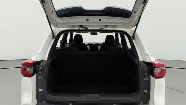 View Nissan Magnite Image 36 Used Nissan Magnite Image 36