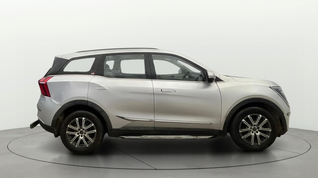 View Mahindra XUV700 Image 29 Used Mahindra XUV700 Image 29
