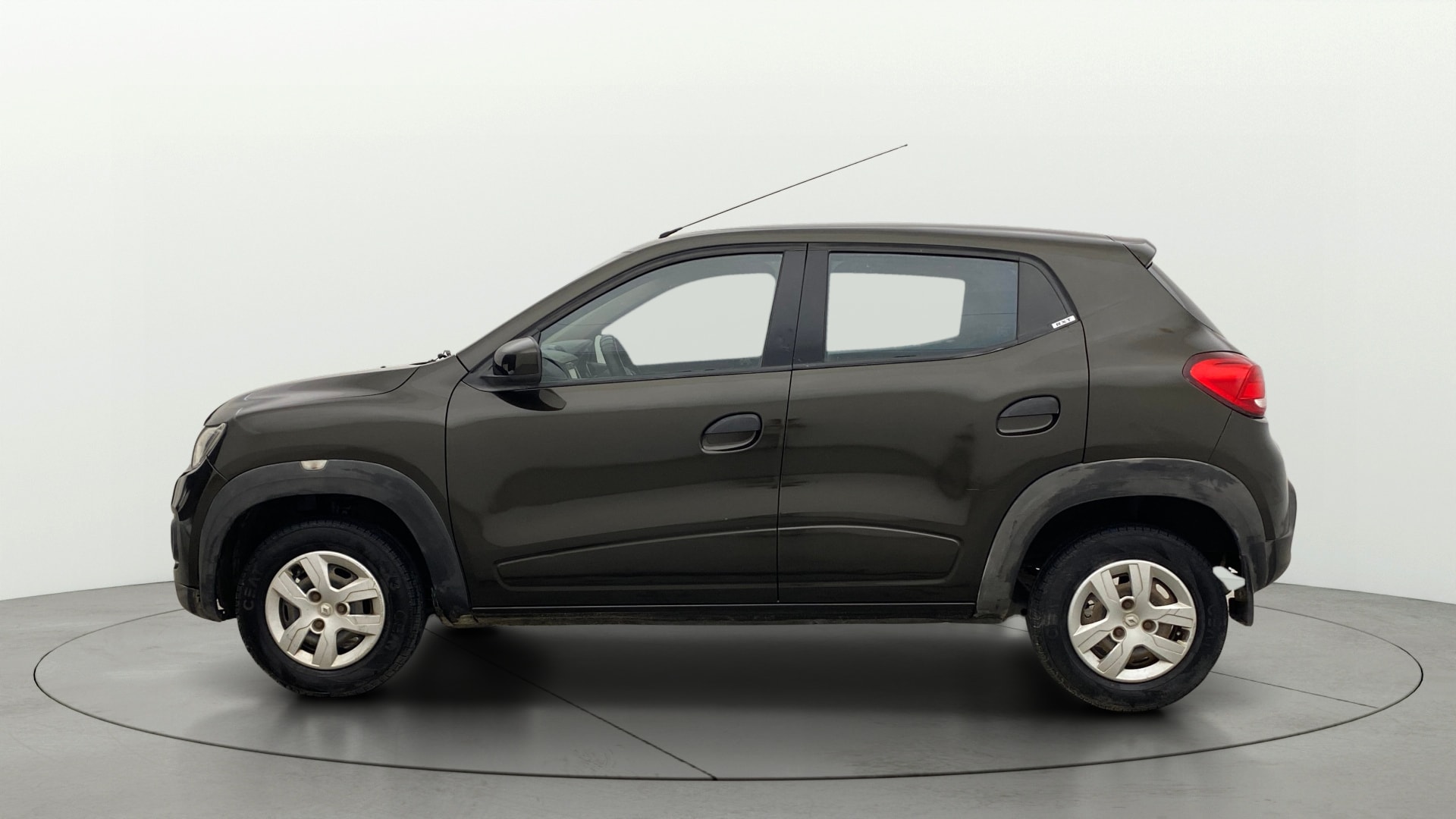 View 2016 Renault Kwid RXT 1.0 Image 5 Used 2016 Renault Kwid RXT 1.0 Image 5