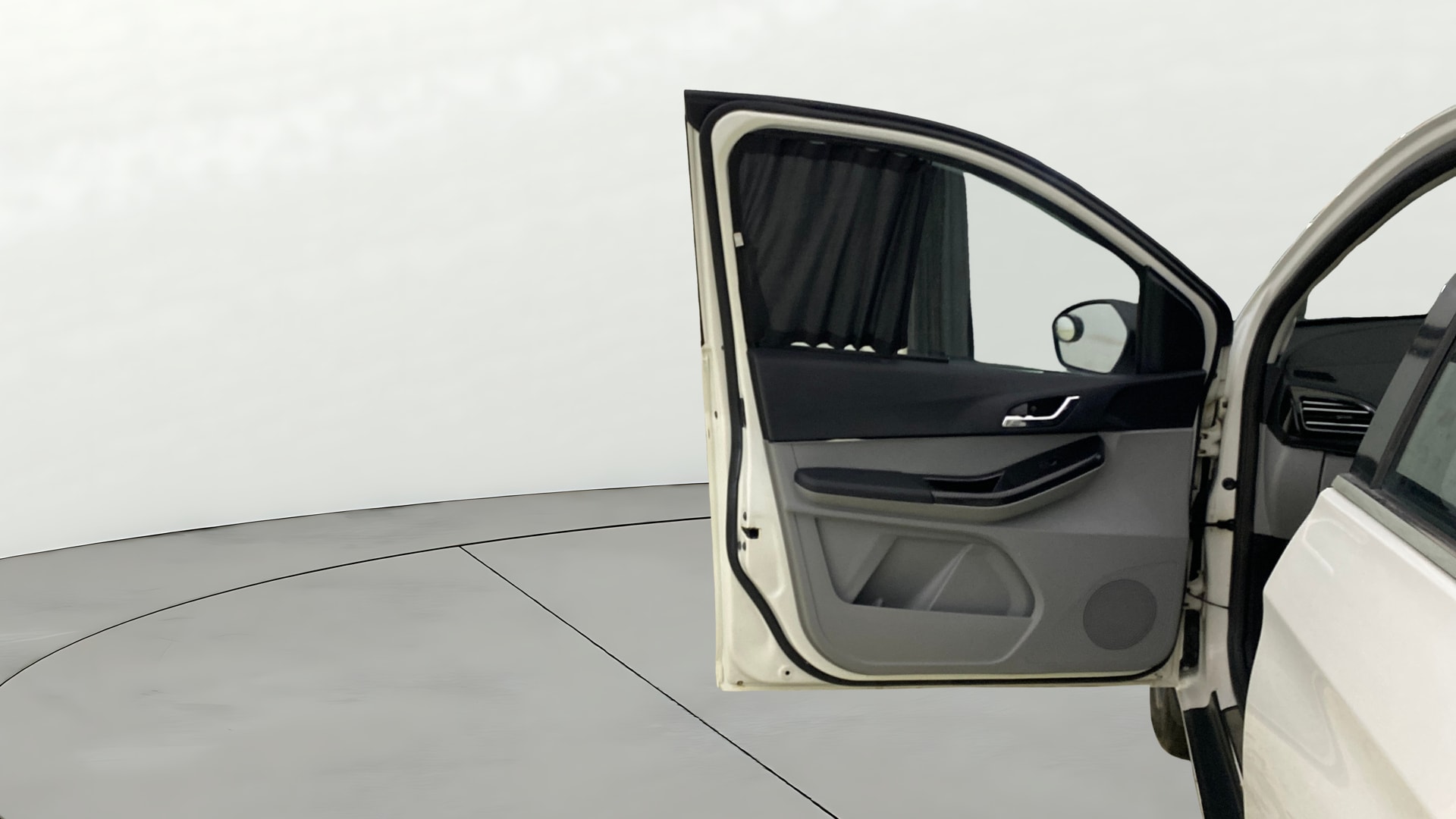 View 2021 Tata Tiago Revotorq XB Image 31 Used 2021 Tata Tiago Revotorq XB Image 31
