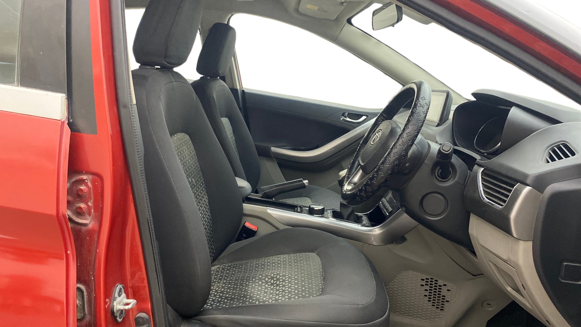 View 2017 Tata Nexon XZ Plus Diesel Image 26 Used 2017 Tata Nexon XZ Plus Diesel Image 26