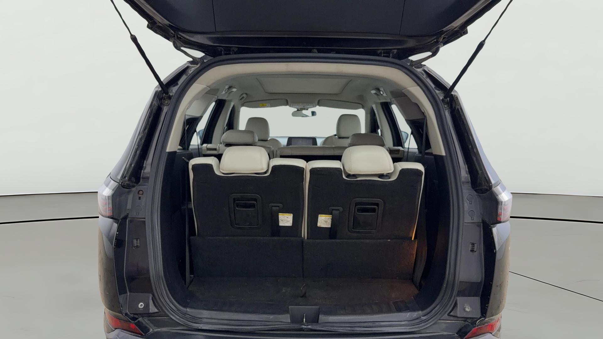 View 2022 Tata Safari XZ Plus Image 43 Used 2022 Tata Safari XZ Plus Image 43