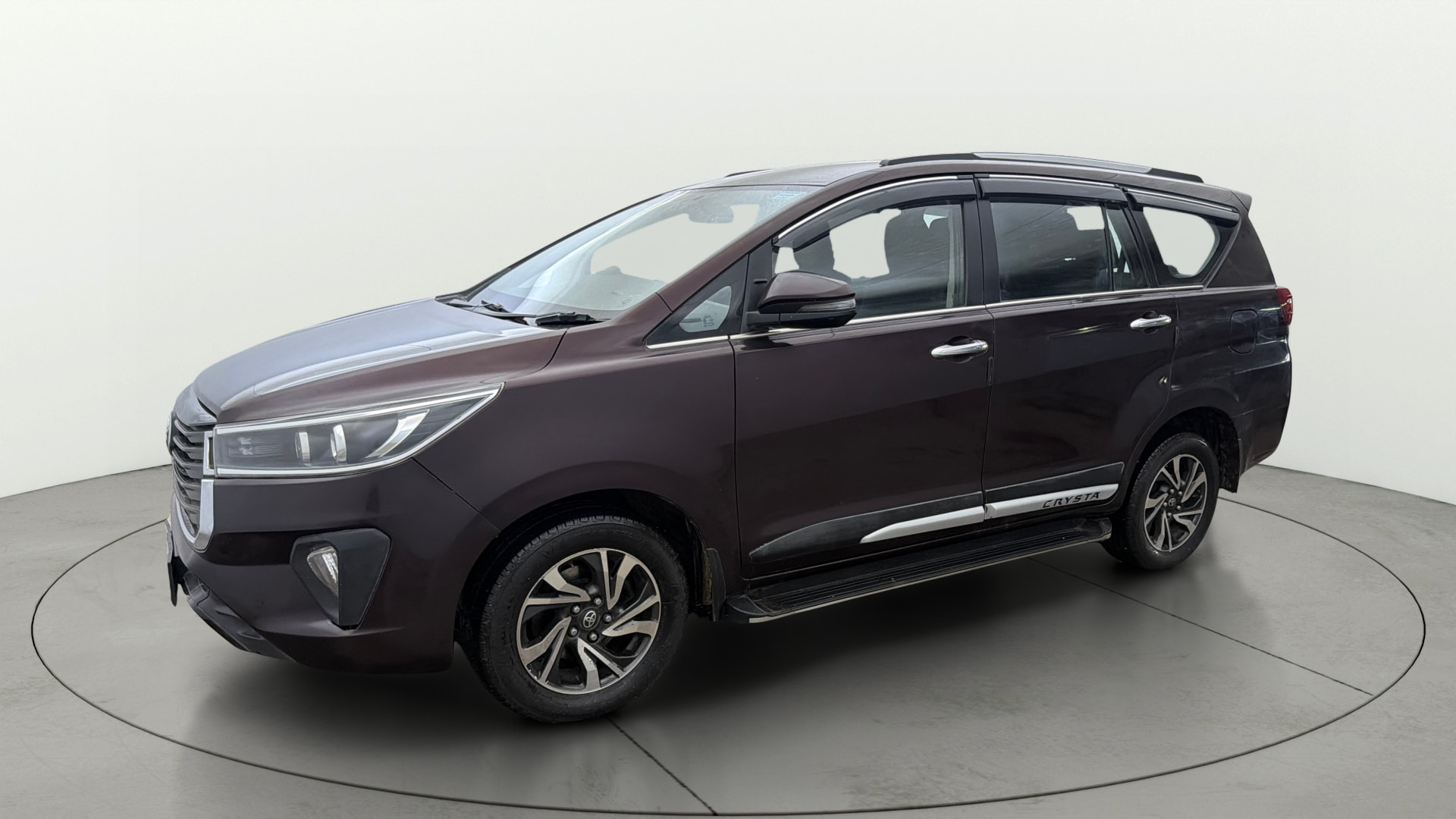 View 2022 Toyota Innova Crysta 2.7 VX MT 7-Seater BS IV Image 36 Used 2022 Toyota Innova Crysta 2.7 VX MT 7-Seater BS IV Image 36