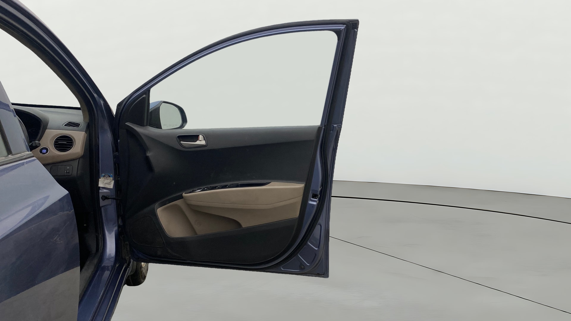 View 2015 Hyundai Grand i10 Asta AT 1.2 Kappa VTVT Image 45 Used 2015 Hyundai Grand i10 Asta AT 1.2 Kappa VTVT Image 45