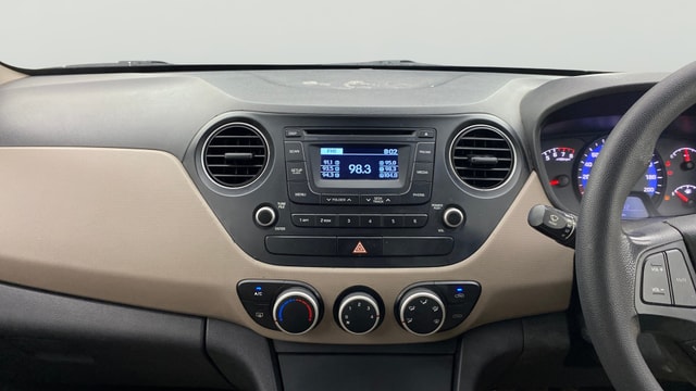 View Hyundai Xcent Image 17 Used Hyundai Xcent Image 17