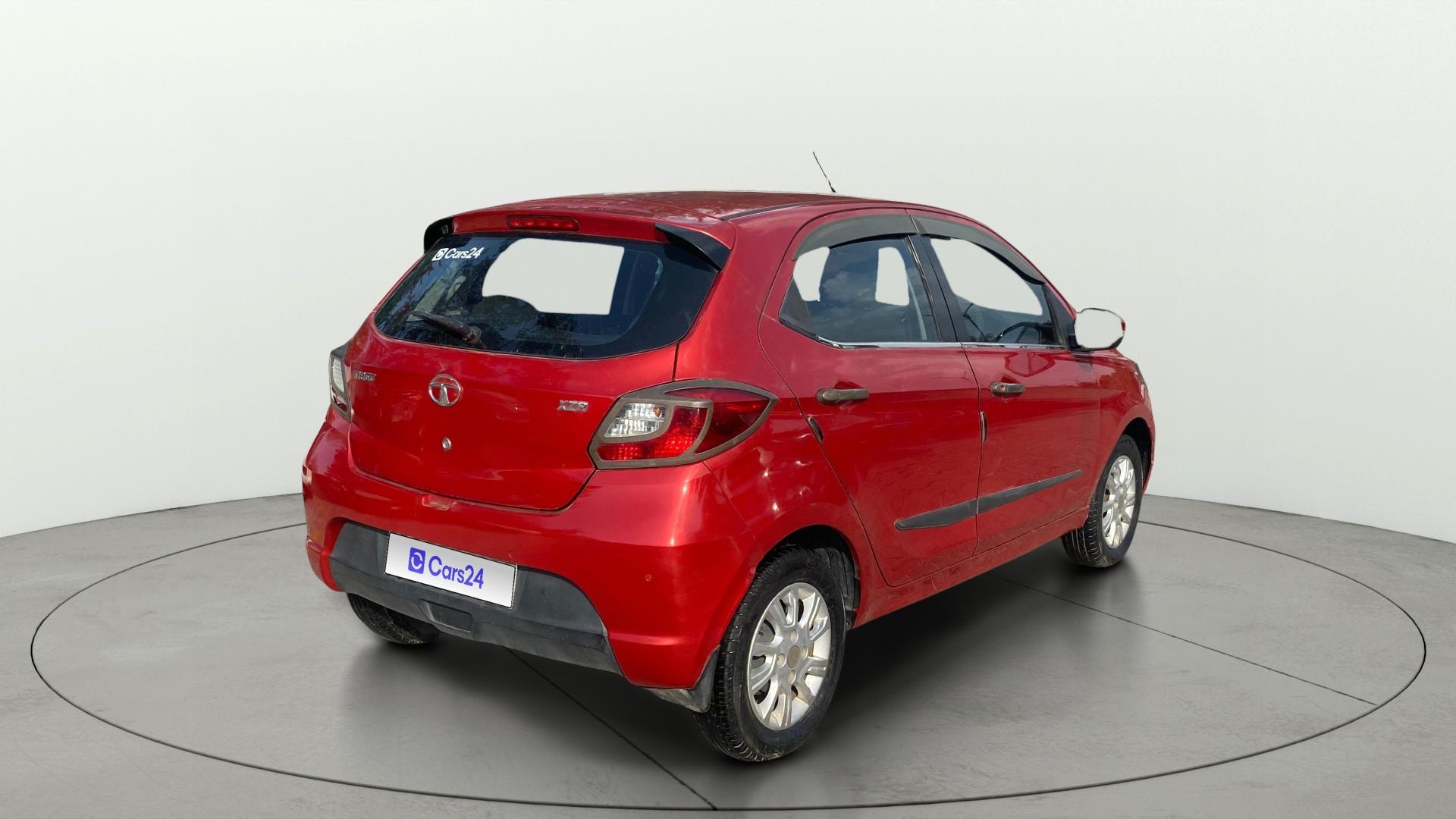 View 2018 Tata Tiago Revotorq XB Image 42 Used 2018 Tata Tiago Revotorq XB Image 42