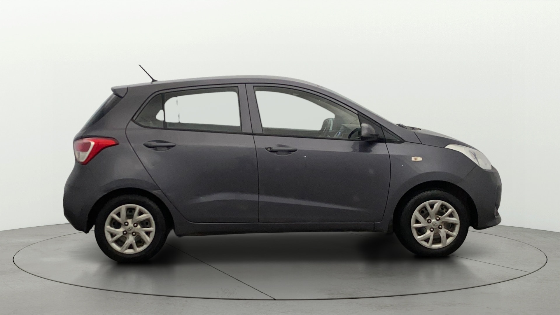 View 2019 Hyundai Grand i10 Magna 1.2 Kappa VTVT Image 8 Used 2019 Hyundai Grand i10 Magna 1.2 Kappa VTVT Image 8