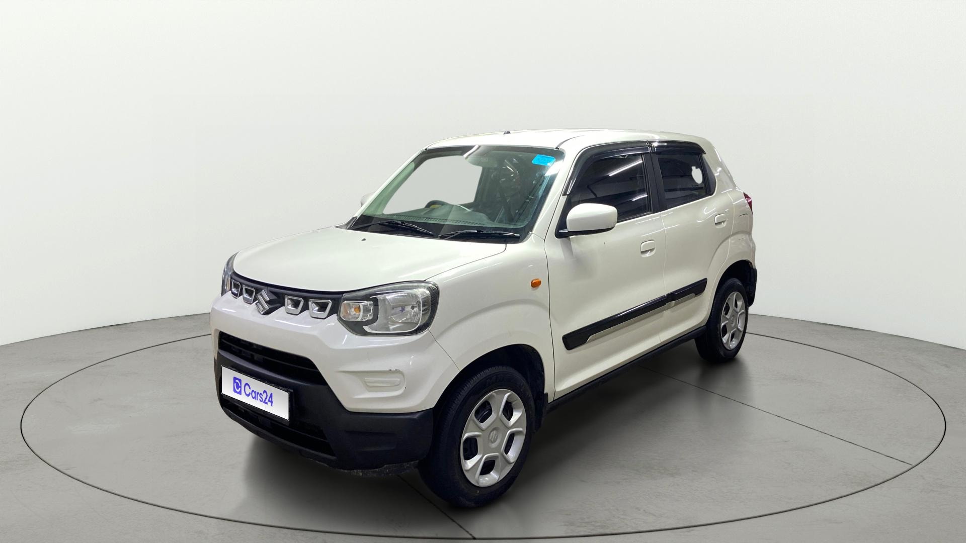 View 2022 Maruti Suzuki 1000 Base Variant Image 34 Used 2022 Maruti Suzuki 1000 Base Variant Image 34