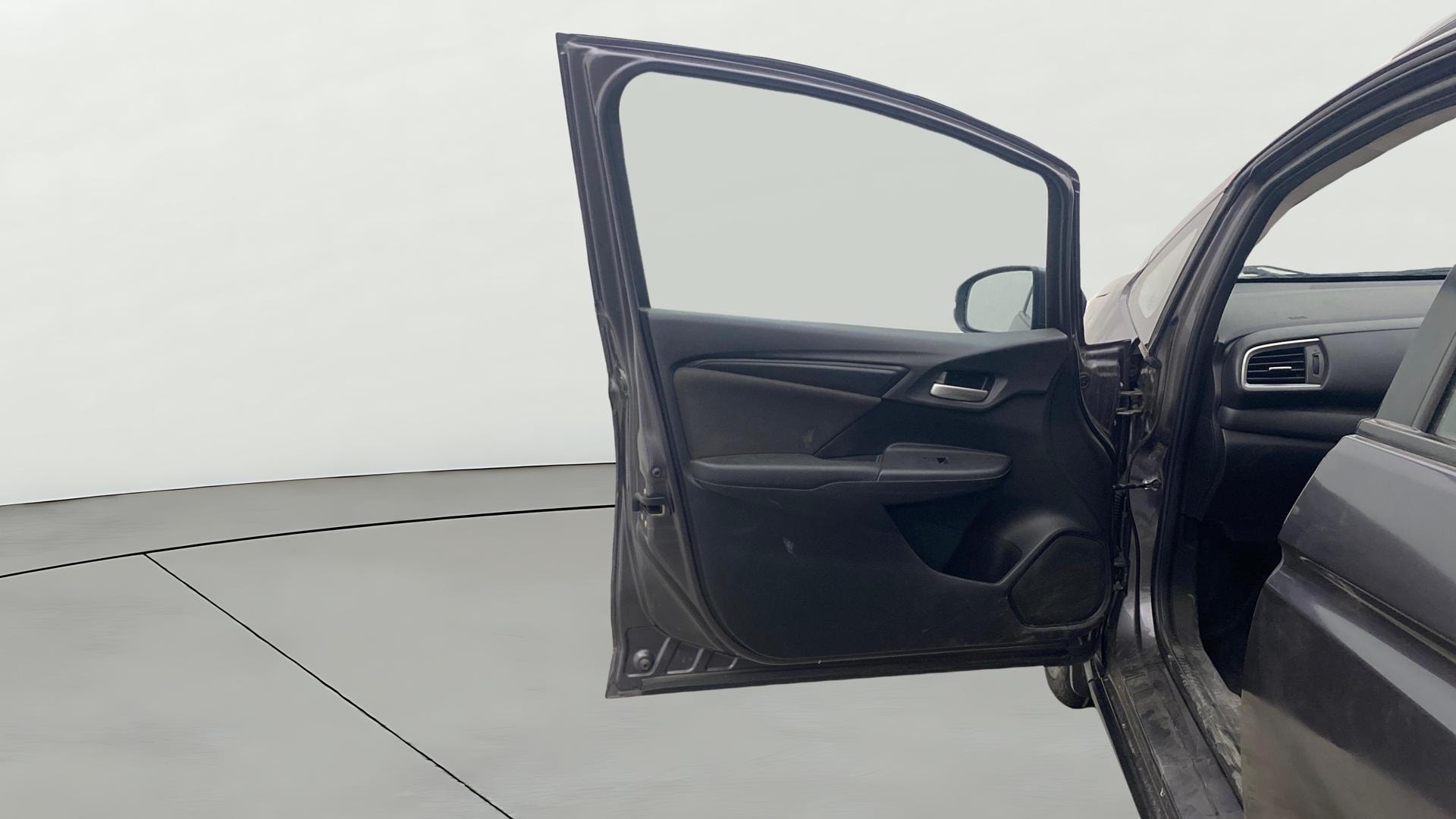 View 2021 Honda WR-V S MT Diesel Edge Edition Image 31 Used 2021 Honda WR-V S MT Diesel Edge Edition Image 31