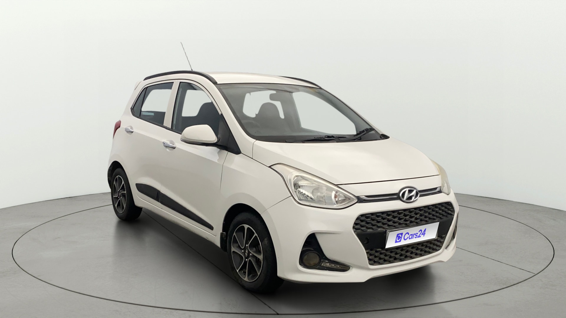 View 2018 Hyundai Grand i10 1.2 Asta Diesel Image 21 Used 2018 Hyundai Grand i10 1.2 Asta Diesel Image 21