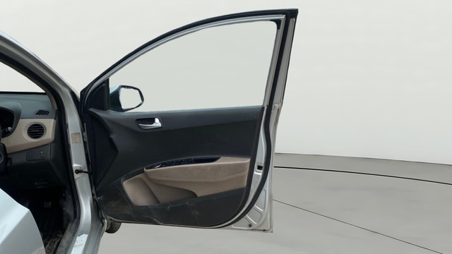 View Hyundai Xcent Image 43 Used Hyundai Xcent Image 43