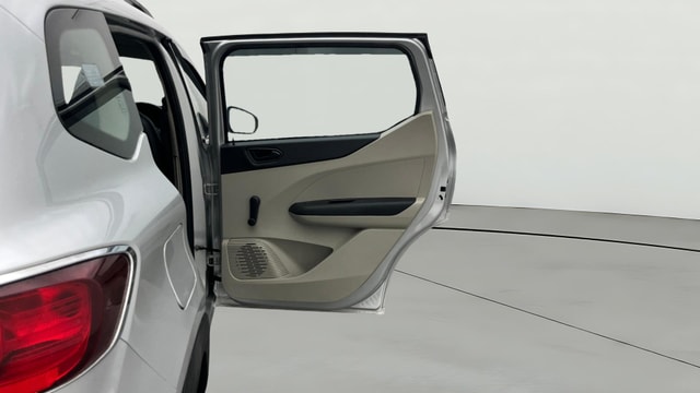View Renault Triber Image 7 Used Renault Triber Image 7